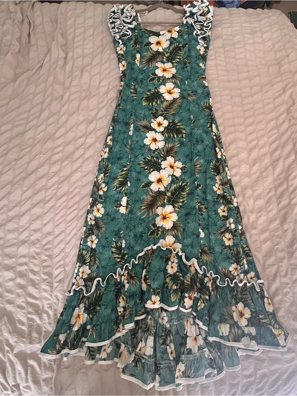 Vintage Ky’s Hawaiian Hibiscus Print Dress Small Green Hi-Low Fishtail Hem EUC